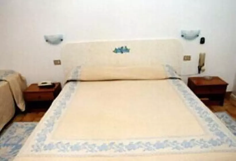 اتاق استاندارد سه نفره, Citti