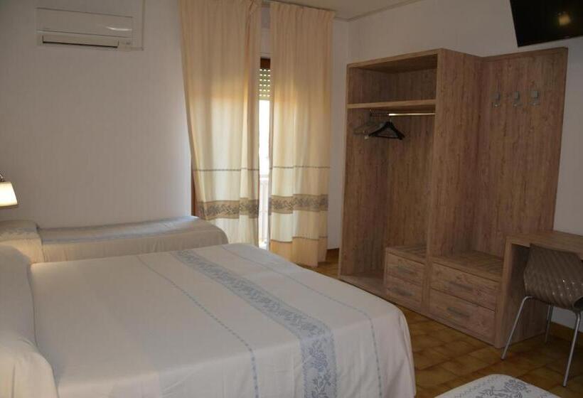 חדר סטנדרט לארבעה, Citti