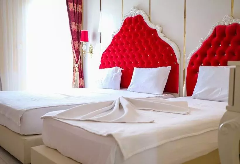 スーペリアトリプルルーム, Golden Beach Resort & Spa