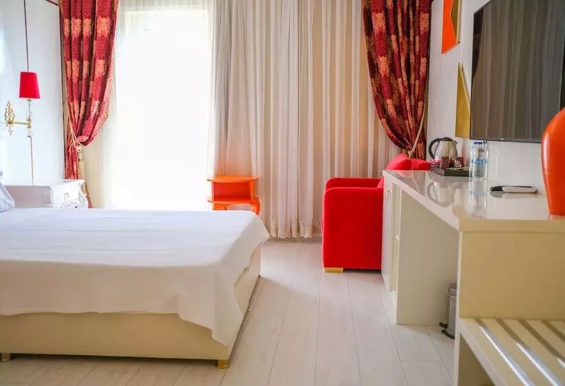 エコノミールーム, Golden Beach Resort & Spa