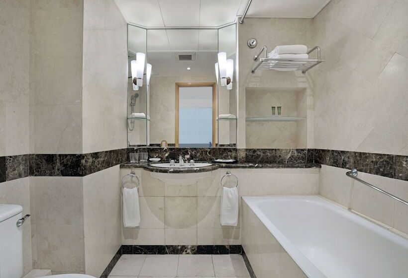 اتاق سوپریور, Harbour Plaza Resort City