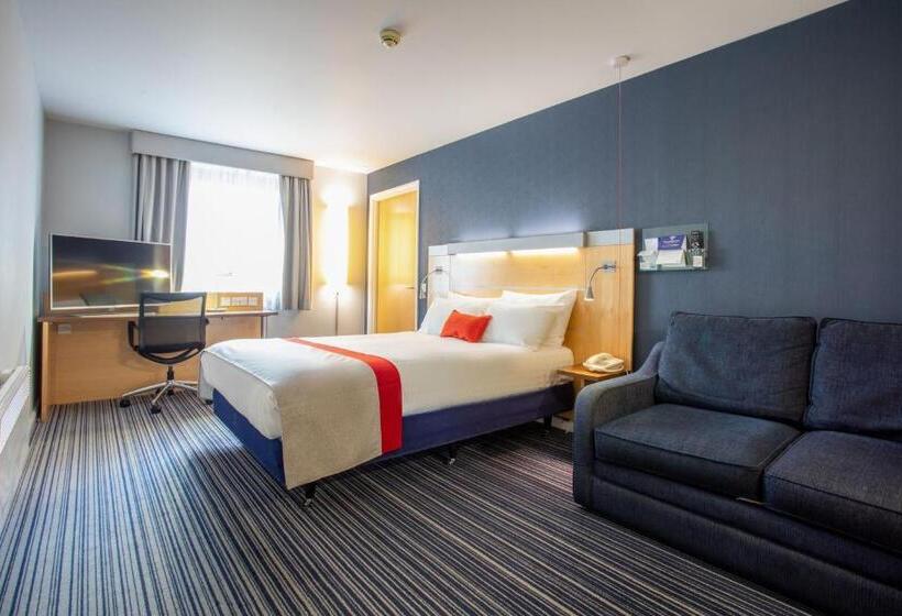 适合残疾人使用的标准间, Holiday Inn Express Dunfermline, An Ihg