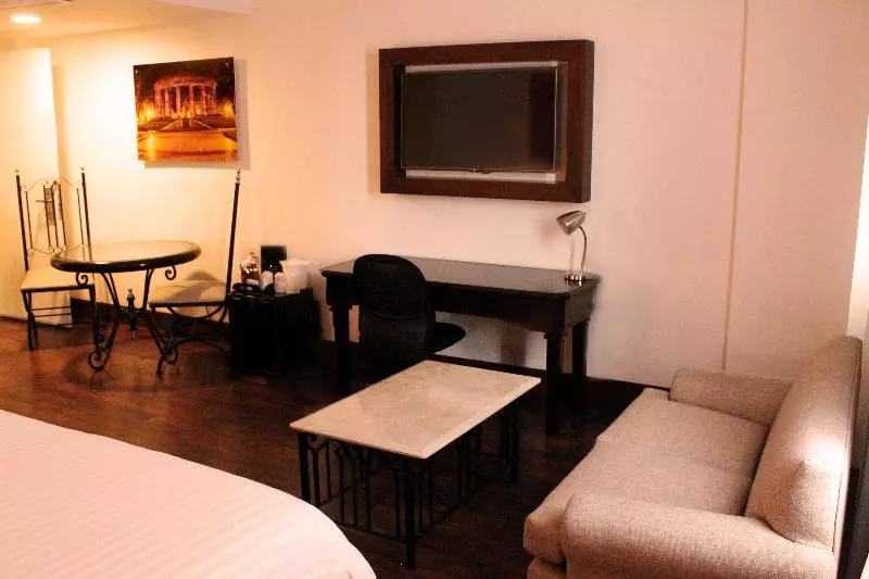 キングサイズベッドのスタンダードルーム, Holiday Inn Hotel & Suites Centro Historico, An Ihg