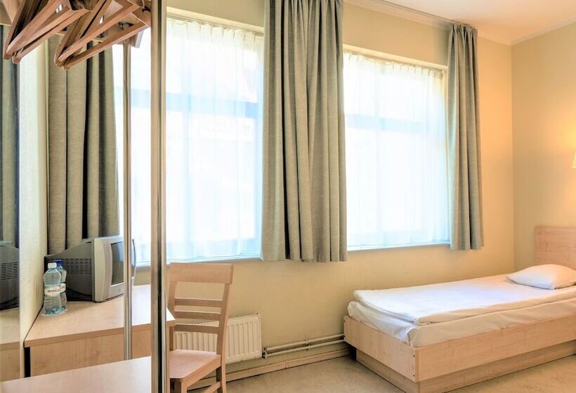 اتاق استاندارد یک نفره, Rija Domus