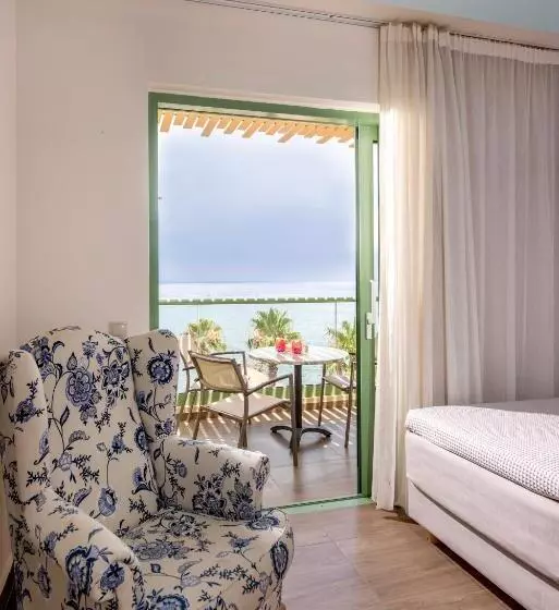 سوییت با چشمانداز دریا, Star Beach Village & Water Park