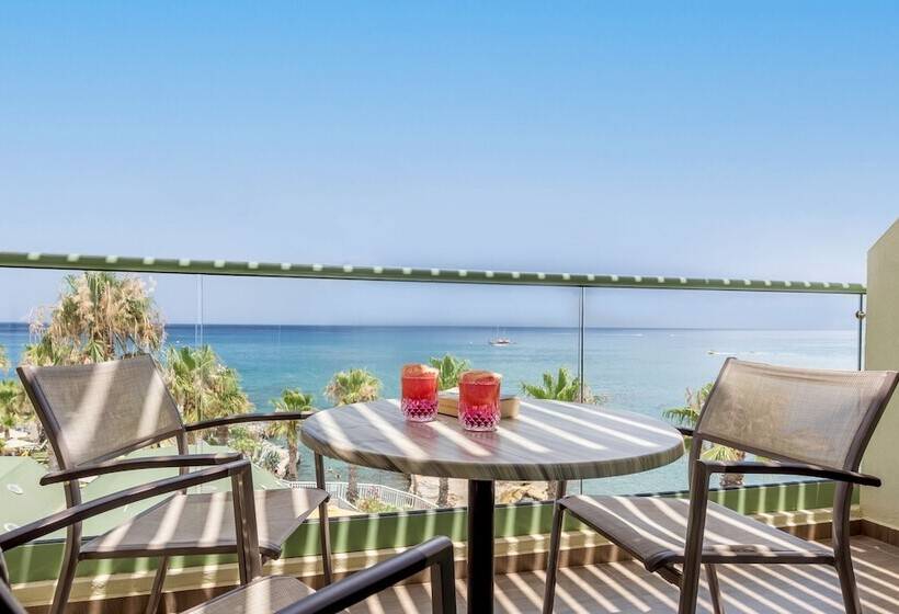 سوییت با چشم‌انداز دریا, Star Beach Village & Water Park
