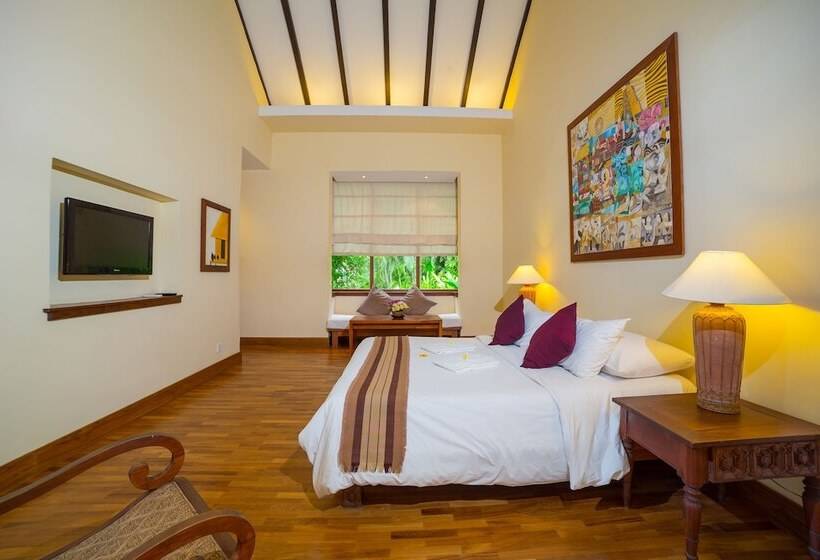 디럭스 룸, The Hotel @ Tharabar Gate