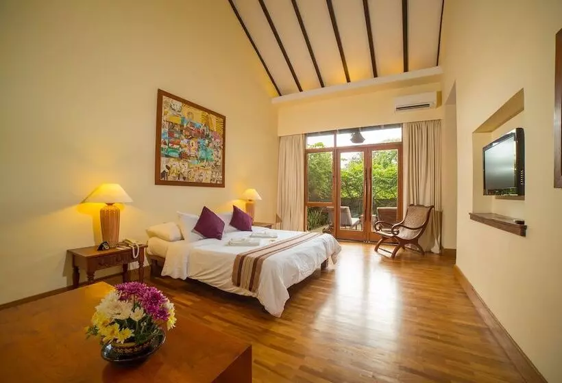 اتاق لوکس, The Hotel @ Tharabar Gate
