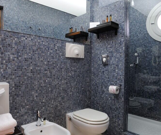 اتاق کلاسیک, Ucciardhome