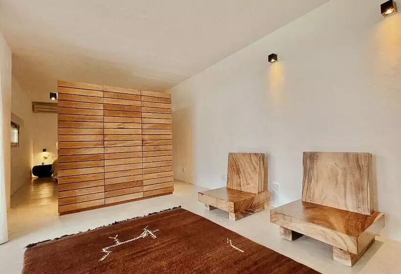 سوییت جونیور با چشمانداز استخر, Boutique Hotel Jardines De Palerm