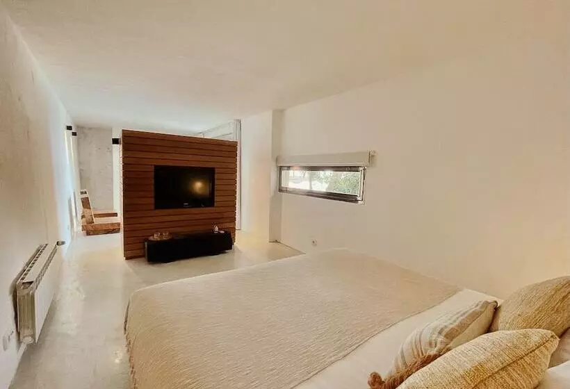 سوییت جونیور با چشمانداز استخر, Boutique Hotel Jardines De Palerm