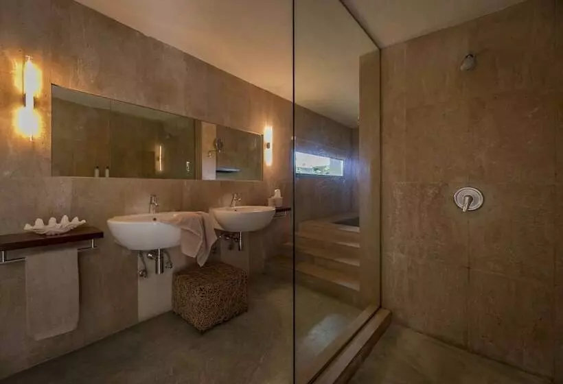 سوییت با چشمانداز دریا, Boutique Hotel Jardines De Palerm
