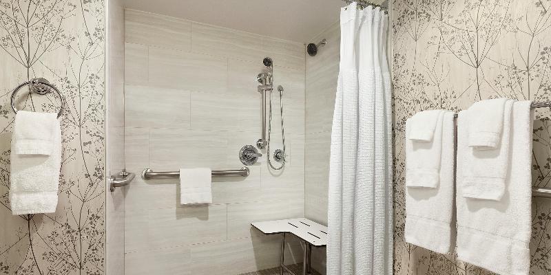 带大床的标准间, Crowne Plaza Crystal City Washington, D.c., An Ihg