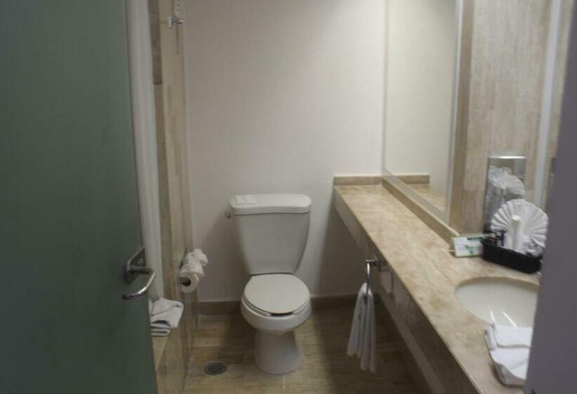 סוויטת ג'וניור, Flamingo Cancun - All Inclusive