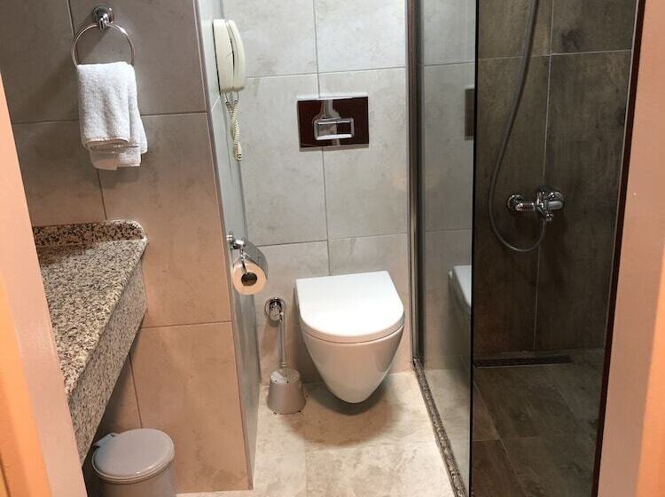 Номер Стандарт Трехместный, Kayhanbey Otel