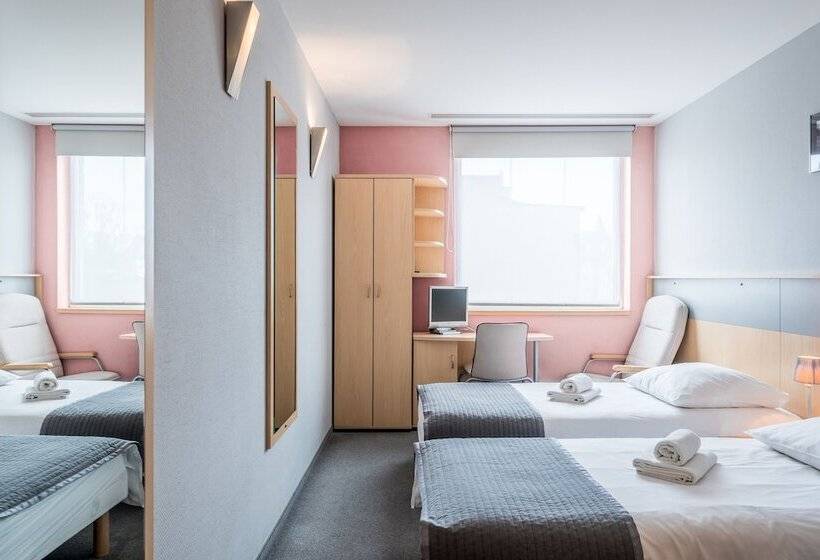 스탠다드 룸, Weiser