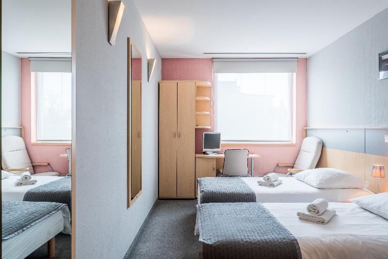 스탠다드 룸, Weiser