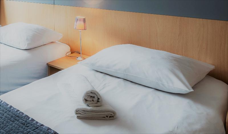 스탠다드 룸, Weiser