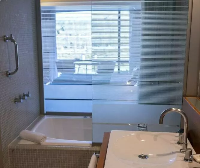スタンダードルーム, Design Suites Calafate