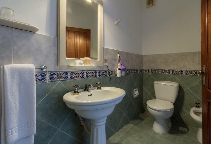 Номер Superior, Don Antonio Posada