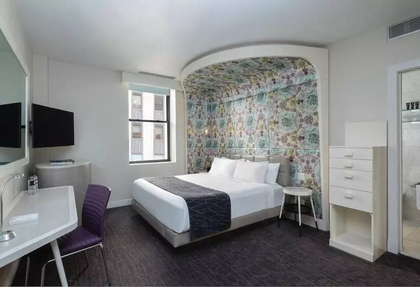 Standard-huone Parivuode, Dream Midtown, By Hyatt