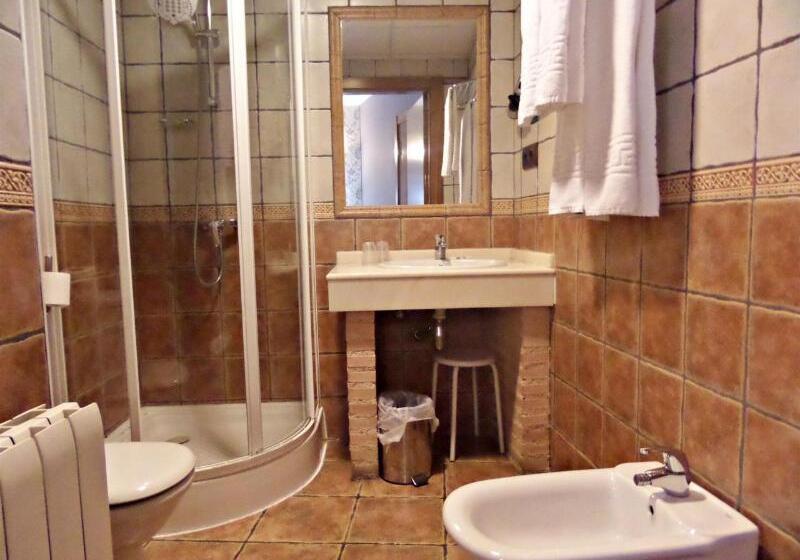 标准间, Medina De Toledo