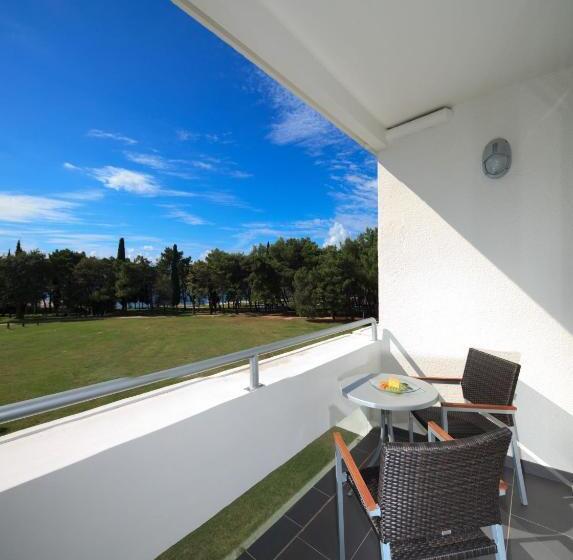 高级套房, Pelegrin Plava Laguna