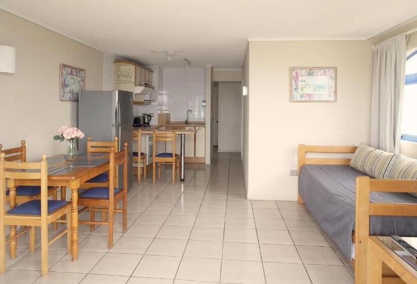 آپارتمان 3 خوابه با چشم‌انداز دریا, Mr Mar Suites
