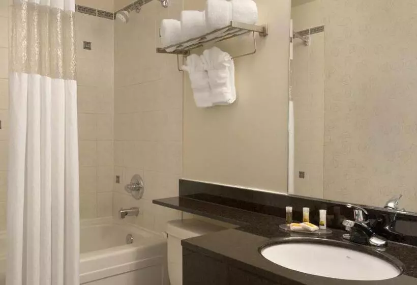 سوییت, Nova Inn Yellowknife