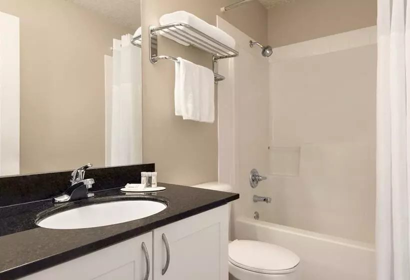 اتاق استاندارد, Nova Inn Yellowknife