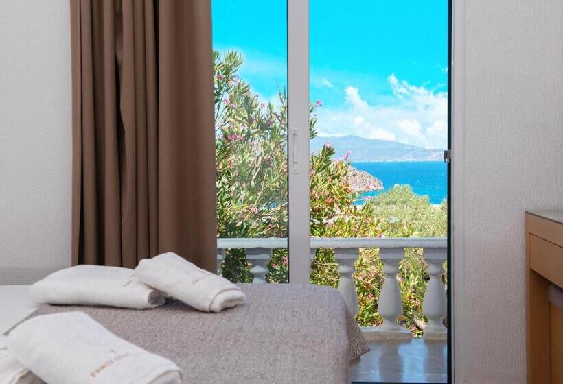 スタンダードバンガロー, Phaistos