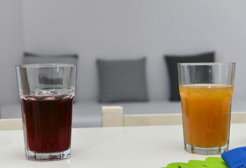 スタンダードバンガロー, Phaistos