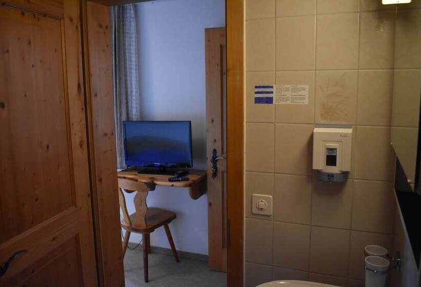 Familienzimmer, Plattas