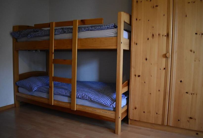 Familienzimmer, Plattas