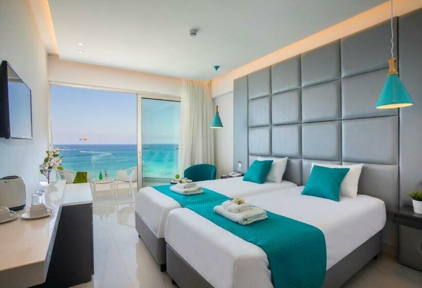 스탠다드 룸 바다 전망, Silver Sands Beach