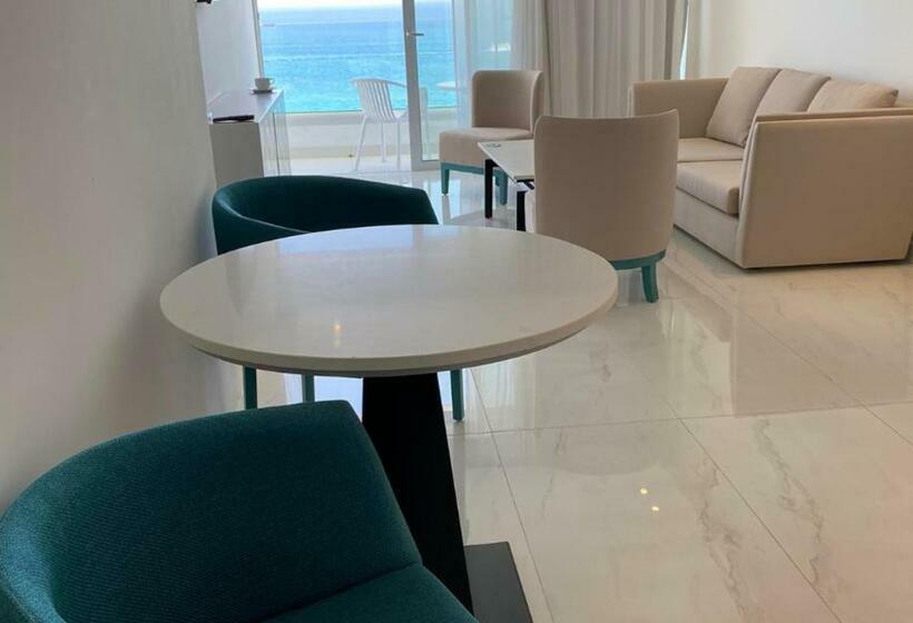 스탠다드 룸 바다 전망, Silver Sands Beach