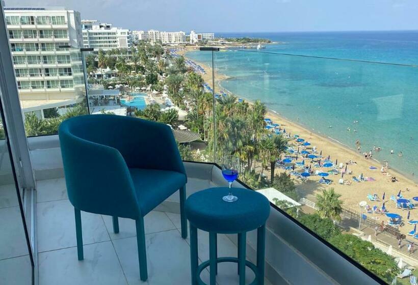 스탠다드 룸 바다 전망, Silver Sands Beach