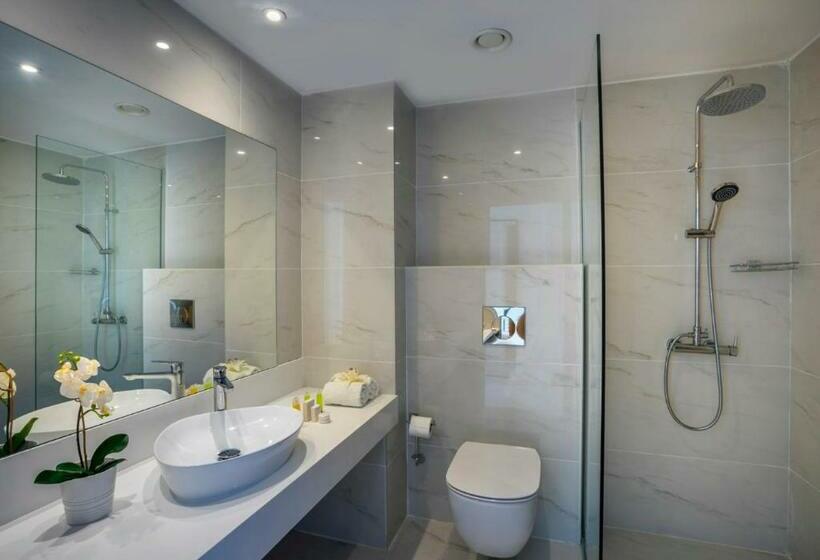 스탠다드 룸 측면 바다 전망, Silver Sands Beach