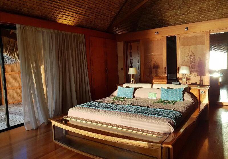 غرفة بريميوم مطلّة علي البحر, Taj Malabar Resort & Spa, Cochin