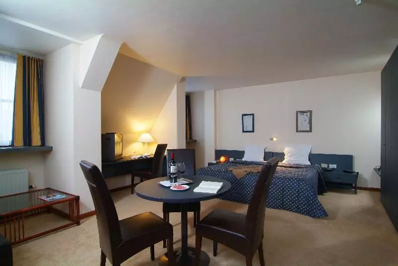اتاق خانوادگی, Rosenburg Hotel Brugge