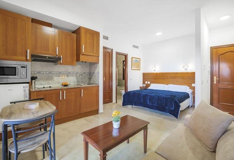 סטודיו סטנדרט עם נוף צדדי לים, Don Juan Beach Resort