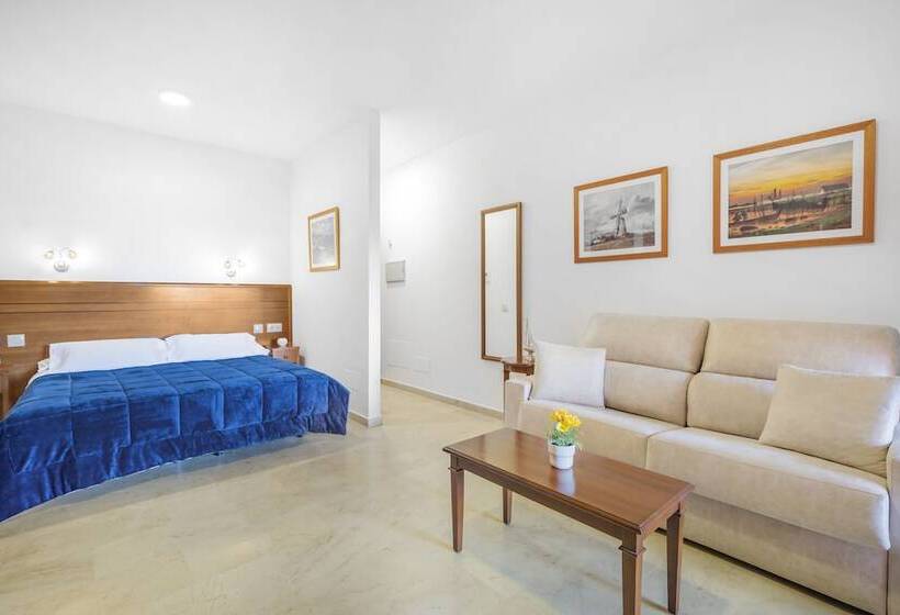 סטודיו סטנדרט עם נוף צדדי לים, Don Juan Beach Resort