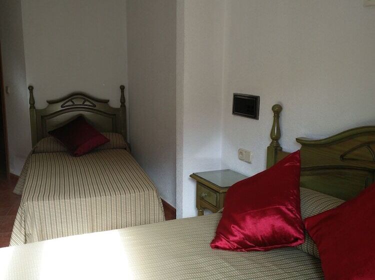 اتاق استاندارد سه نفره, Eco Hotel Toledo