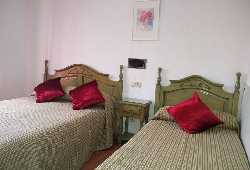 اتاق استاندارد سه نفره, Eco Hotel Toledo