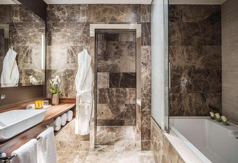 シティビュープレミアムルーム, Anantara New York Palace Budapest   A Leading Hotel Of The World