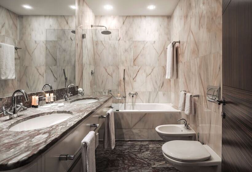 デラックスルーム, Anantara New York Palace Budapest   A Leading Hotel Of The World