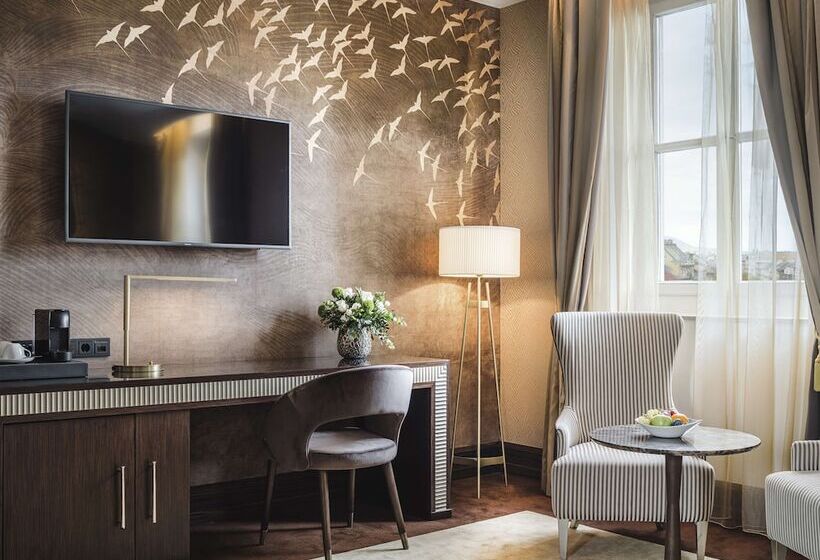 デラックスルーム, Anantara New York Palace Budapest   A Leading Hotel Of The World