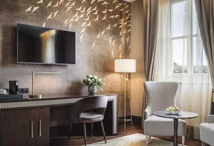 デラックスルーム, Anantara New York Palace Budapest   A Leading Hotel Of The World