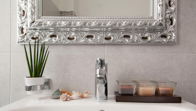 חדר סטנדרט לשלושה, Capinera