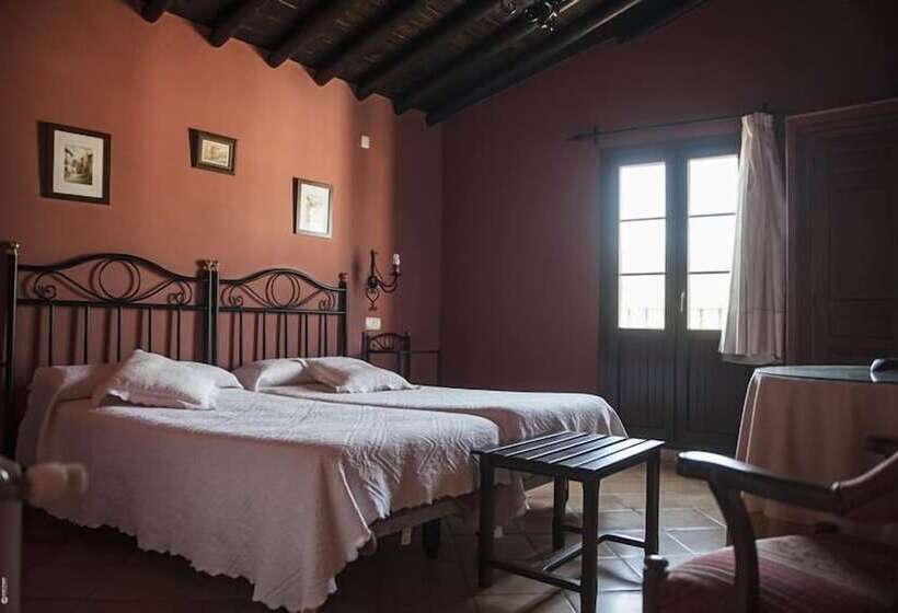 スタンダードルーム, La Casa Grande De El Burgo